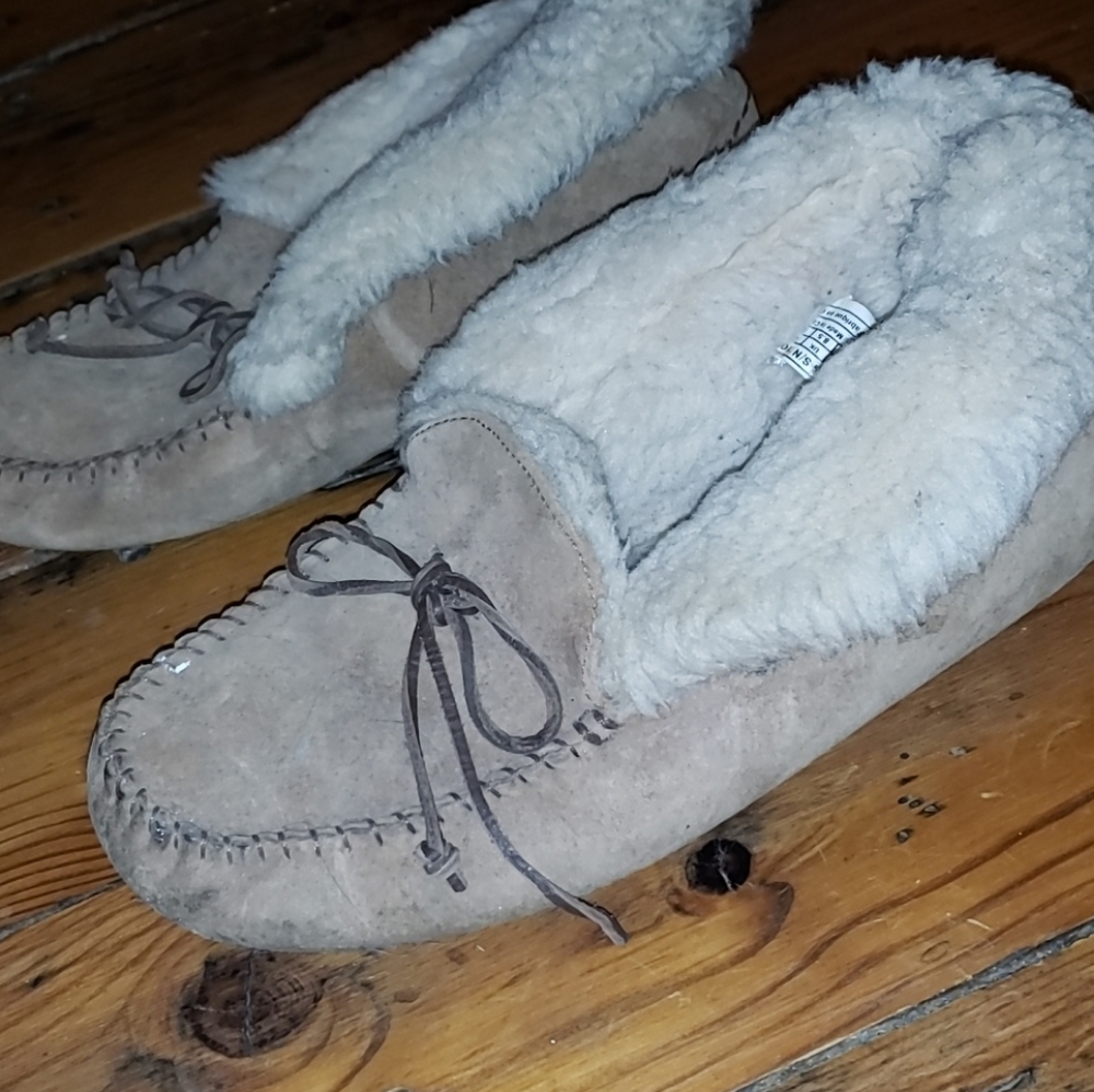 UGGS
